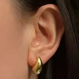 Boucles d'oreille puces Mini Isa